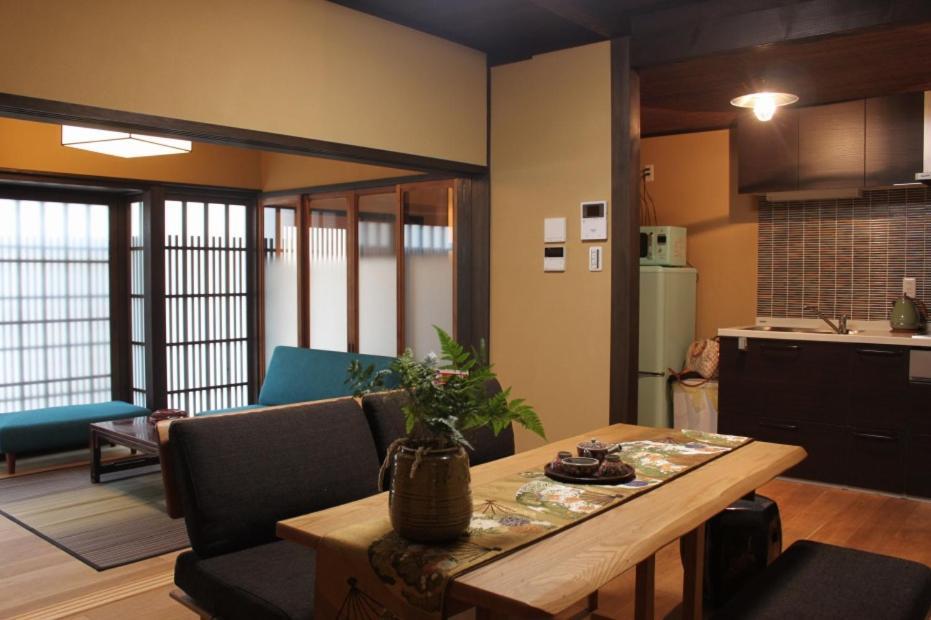 柏町屋加賀屋haku Machiya Kagayacho智恵光院 Kyoto Exterior foto